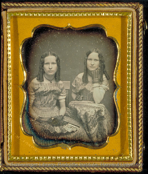  Portrait of Hattie Stowe and Eliza Stowe.