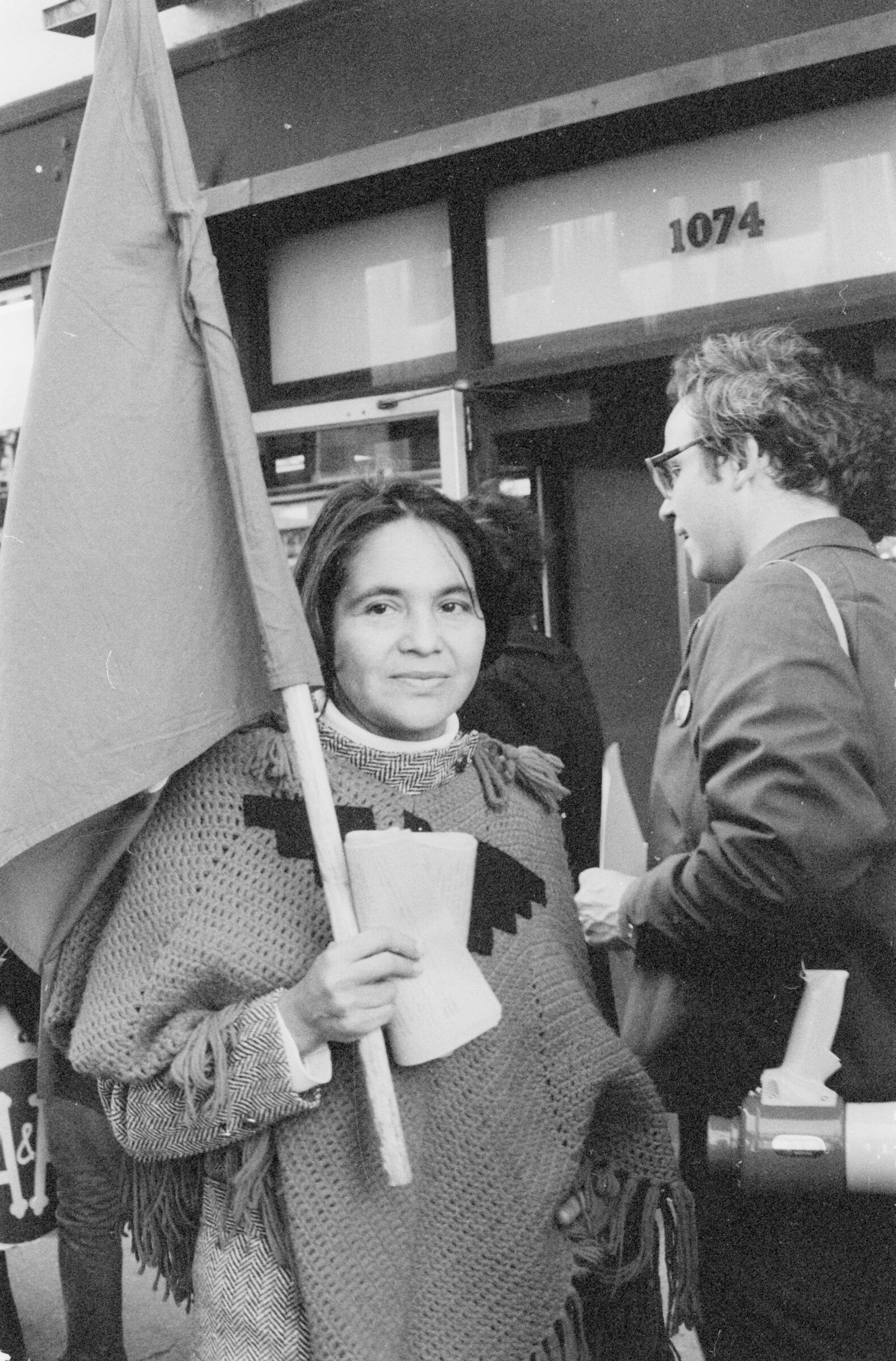 Dolores Huerta and others picketing outside D'Agostino's supermarket